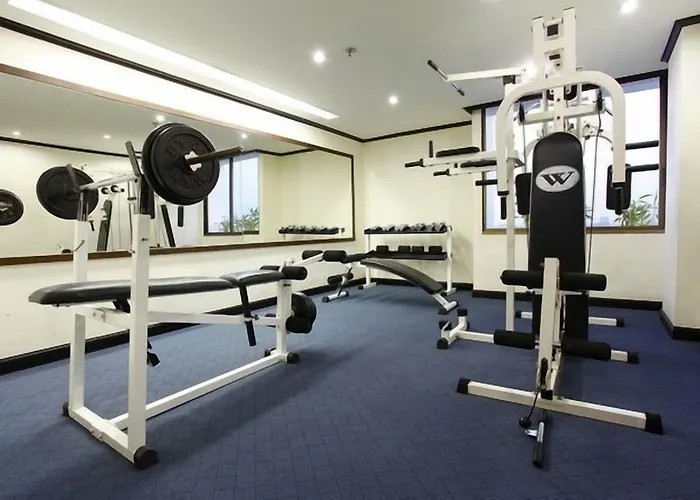 Cross Vibe Srinakarin Hotel 4*